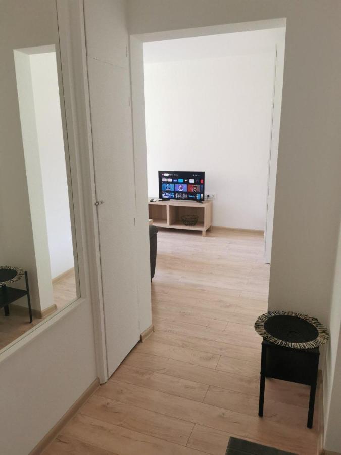Modern Studio Debreceno, Self-Check-In, Free Parking クライペダ エクステリア 写真