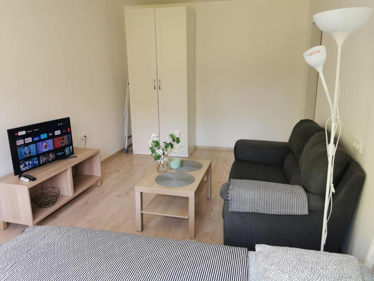 Modern Studio Debreceno, Self-Check-In, Free Parking クライペダ エクステリア 写真